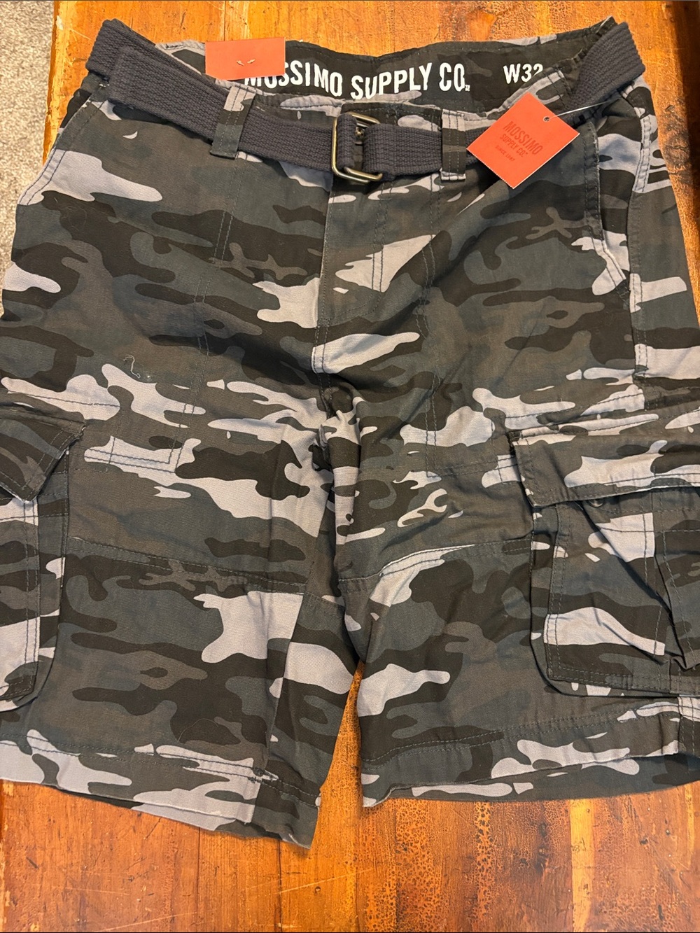 Mossimo Supply Co. Men's Gray & Black Camo Cargo Shorts BRAND NEW
